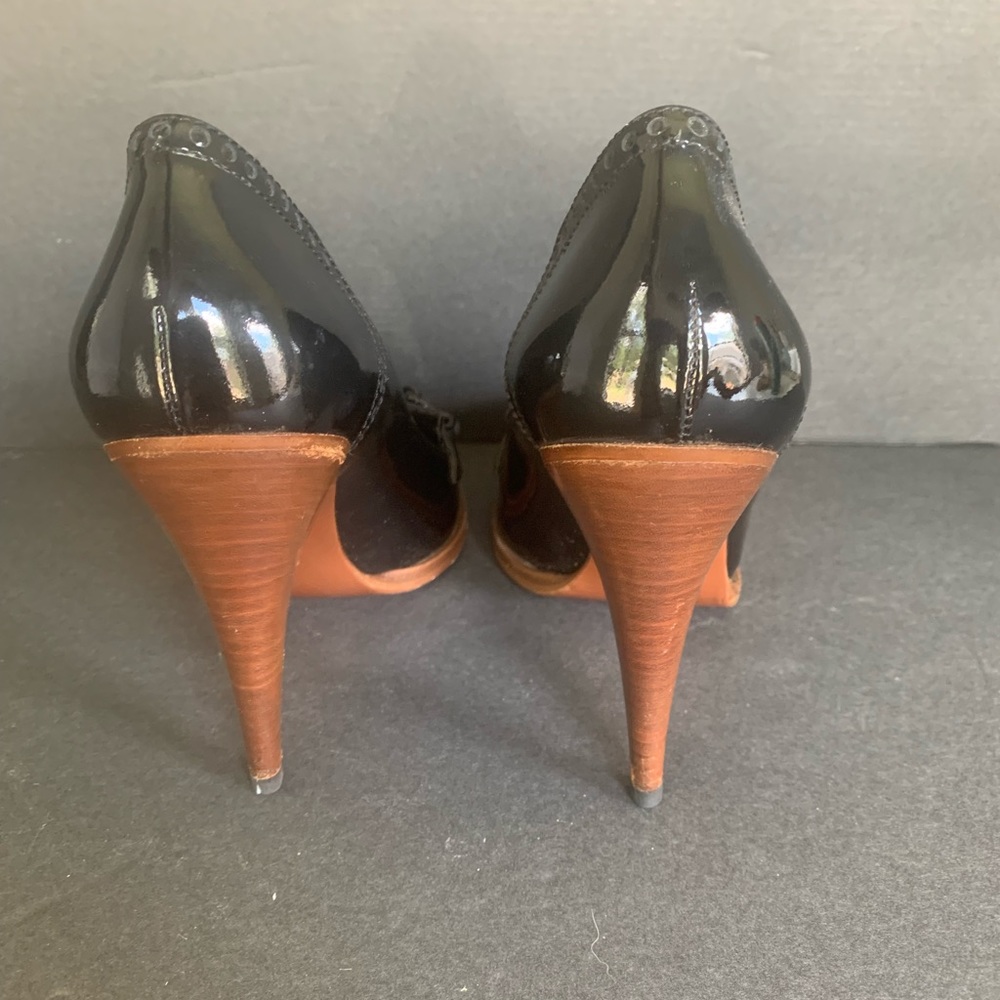 Gucci Black Patent Leather Kiltie Bit Heels with Brown Trim~Fit More Like a Sz 6 - Picture 9 of 16